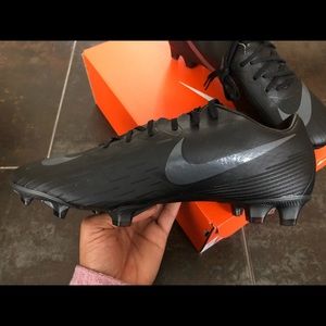 Nike Vapor 12 Pro Soccer Cleats (Unisex)